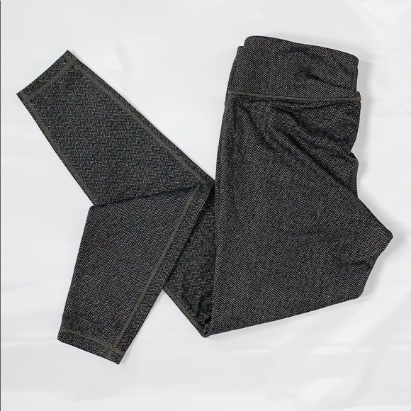 Old Navy Active | Legging Fitted Mid Rise Size: M - Picture 5 of 5